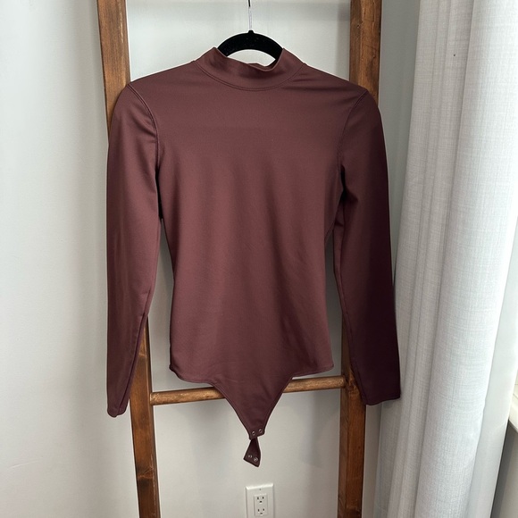 Abercrombie Soft Seamless Long Sleeve Bodysuit - Picture 1 of 7